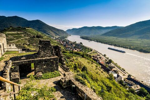 Ausblick von der Ruine Hinterhaus in Spitz