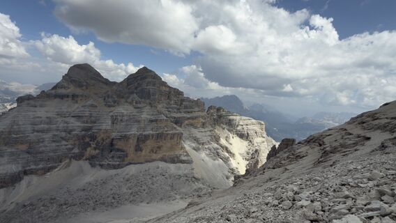 Foto von Lpe Com Pl entlang der Tour