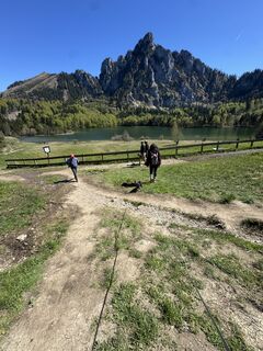 Fotografija s spletne strani Bedy na poti