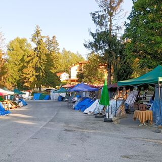 Markt, Yundola