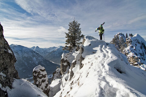 Skitour - Am Zahn über Kolbensattelhütte - am Gipfelgrat