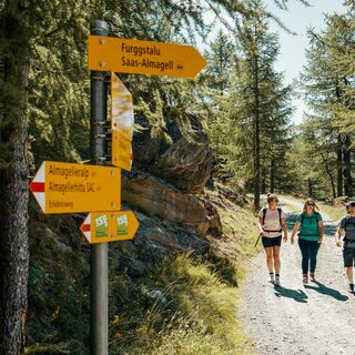 Start des Erlebnisweges bei Furggstalden