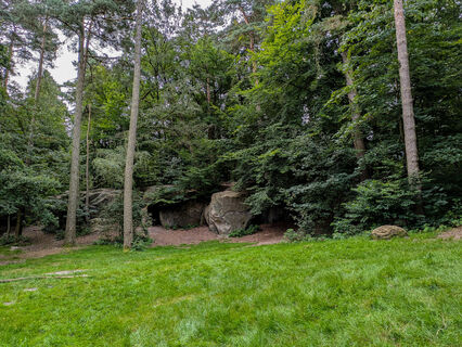 3 Steine Stadtwald.jpg