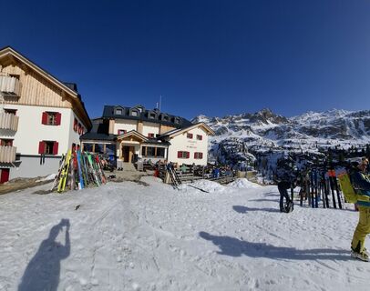 Fotografija s spletne strani Andilarcher na poti