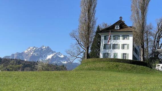 Fotografija s spletne strani Peter Burki na poti