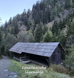 Fotografija s spletne strani Lambert Heilinger na poti
