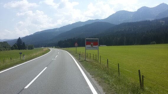 Griessener Almen Runde - Bundesstraße Richtung Leogang