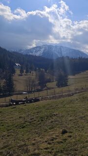 Fotografija s spletne strani May Englisch na poti