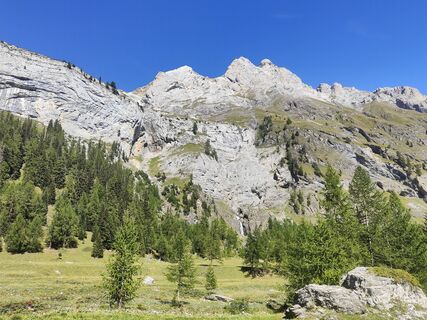 Fotografija s spletne strani Darius Amarapura na poti