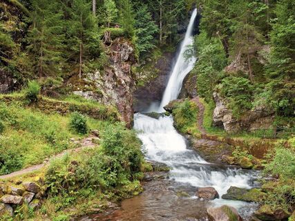 Val-di-Fiemme-Cascata-Cavalese