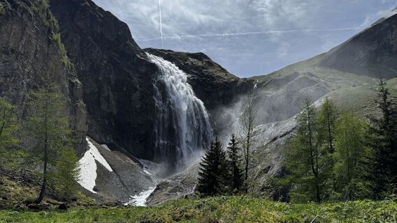 Fotografie z Andy Hills na trase