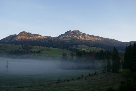 Gwendlingstein und Hechlstein im Morgenrot