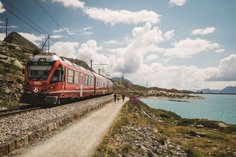 Der Lago Bianco auf dem Berninapass