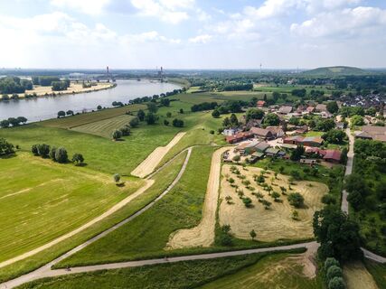 Rhein bei Baerl