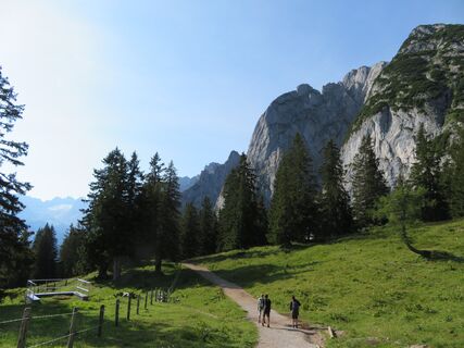 Gablonzer Hütte - Vorderer Gosausee - Hinterer Gosausee