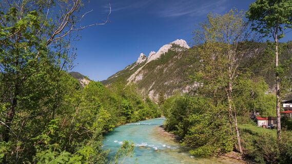 Scharnitz - Wanderung zur Adlerkanzel - Blick auf die Isar.jpg