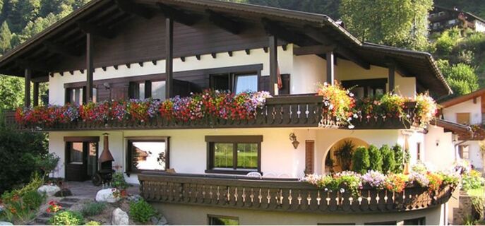 Haus Schnetzer Appartements