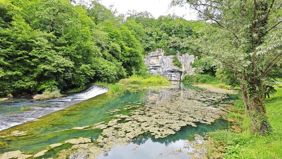 Fotografija s spletne strani Franca Škarja na poti