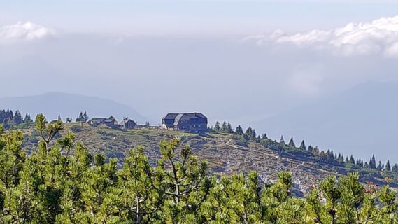 Fotografija s spletne strani andreas reithofer na poti