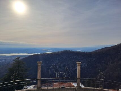 Fotografija s spletne strani Greg+Lisa na poti