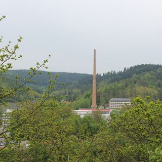 Blick auf das ehemalige DKW-MZ-Werk / Heute Multizentrum Zschopau, mit Bowlingbahn und Angelausstatter