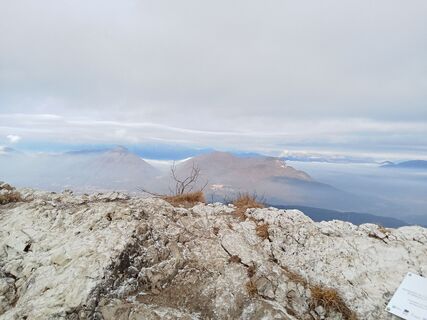 Fotografija s spletne strani davide bigioggero na poti