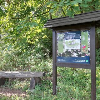 Lehrtafel auf dem  Streuobstwiesenlehrpfad