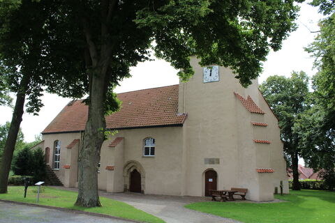 Kirche Ovenstädt