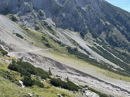 Fotografija s spletne strani Rtm5567 na poti