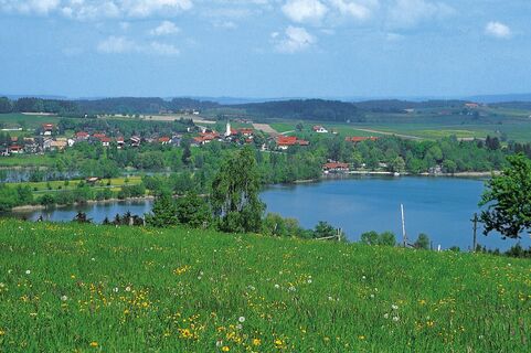 Tettenhausen mit Strandbad