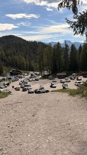 Fotografija s spletne strani D A Sotirova na poti