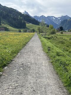 Fotografija s spletne strani Ewald Zweifel na poti