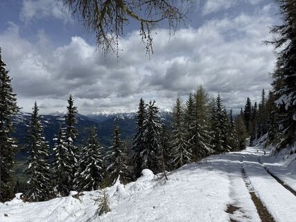 Fotografija s spletne strani Robert Mende na poti