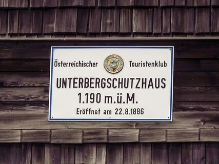 Unterberg-Schutzhaus, eröffnet im Jahr 1886, Österreichischer Touristenklub (ÖTK)