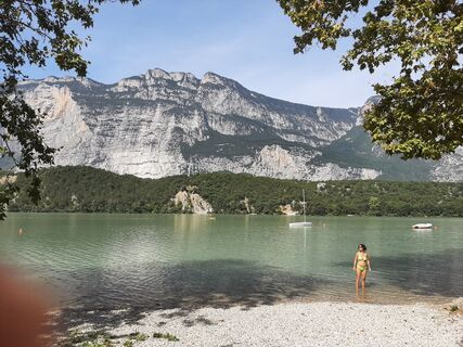 Photo de Sandra Schlatter le long du parcours