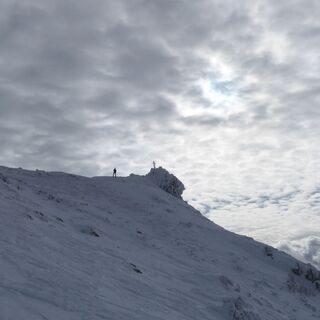 Die felsige Kamplbrunnspitze ist eine Fleißaufgabe für Gipfelsammler.