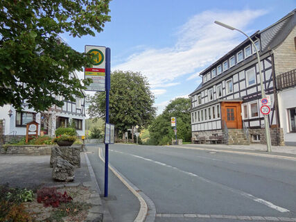 Haltestelle "Kirche" in Schmallenberg - Nordenau