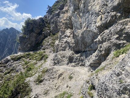 Zdjęcie z Peter Bussjäger wzdłuż trasy