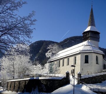 Kirche Reuthe im Winter