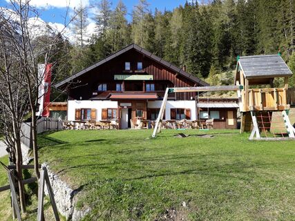 sonniges Lehnberghaus