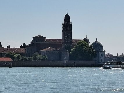 Fotografija s spletne strani C.J. na poti