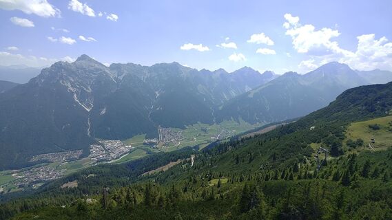 Fotografija s spletne strani Noreen Harz na poti