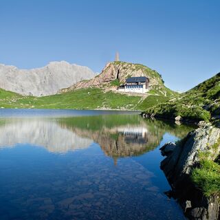 Wolayer See mit Wolayerseehütte