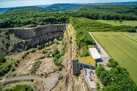 Luftbild natour.NAH.zentrum Schillat-Höhle