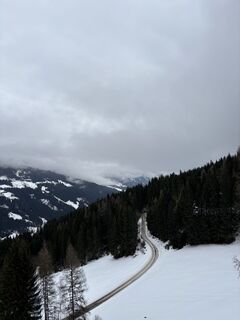 Fotografija s spletne strani Julian Luetjens na poti