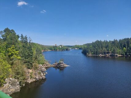 Zdjęcie z Andrea Mahringer wzdłuż trasy