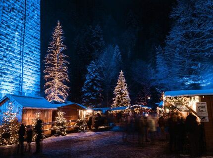 Stände Weihnachtsmarkt Ravennschlucht