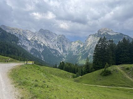 Zdjęcie z Andreas Stopperich wzdłuż trasy