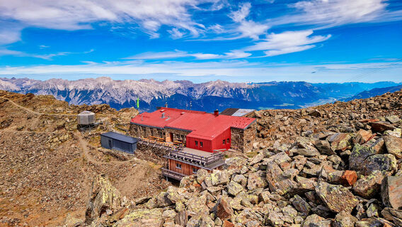 Glungezer-Hütte (2.610) - Das Tor zu den Tuxer Alpen