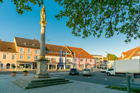die Mariensäule am Hauptplatz